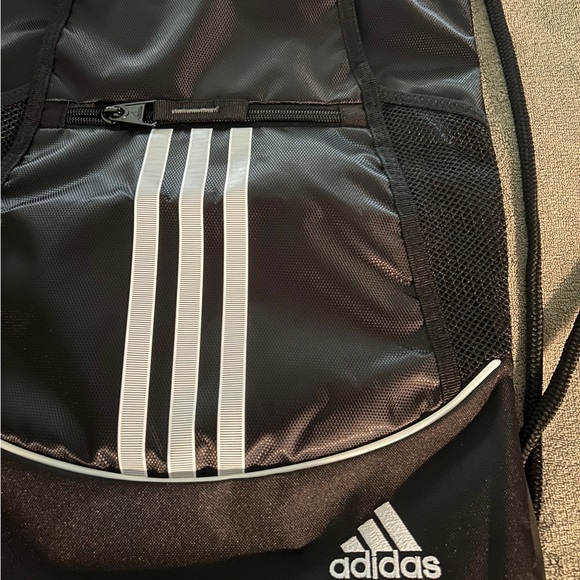 Adidas drawstring backpack. - Picture 3 of 4